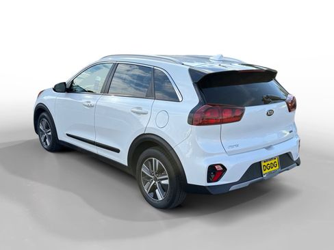 Used 2020 Kia Niro LXS image 3