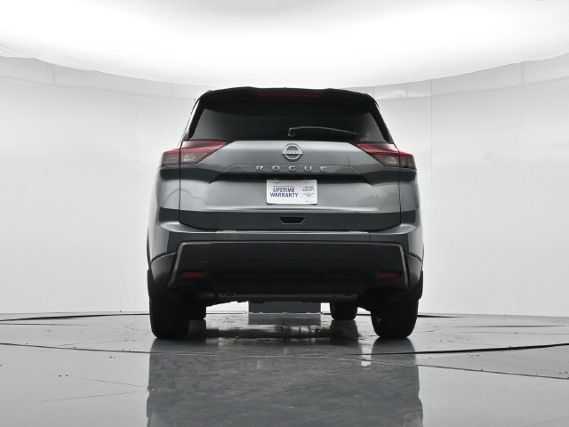 Used 2026 Nissan Rogue SV w/ Cold Weather Package FWD image 39