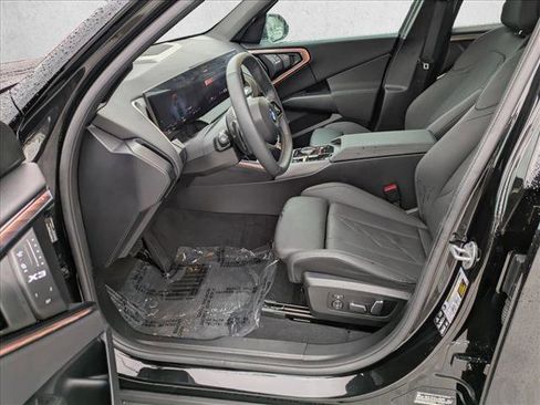 Certified 2025 BMW X3 xDrive30i image 15