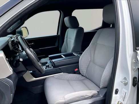 Used 2025 Toyota Tundra SR5 AWD/4WD image 8