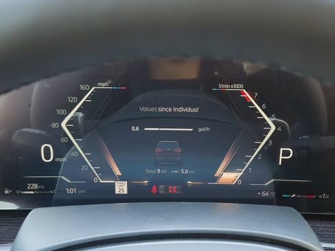 New 2026 BMW X7 xDrive40i w/ M Sport Package image 13