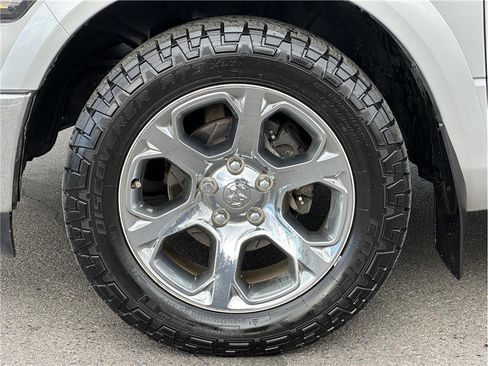 Used 2016 RAM 1500 Laramie w/ Convenience Group image 31