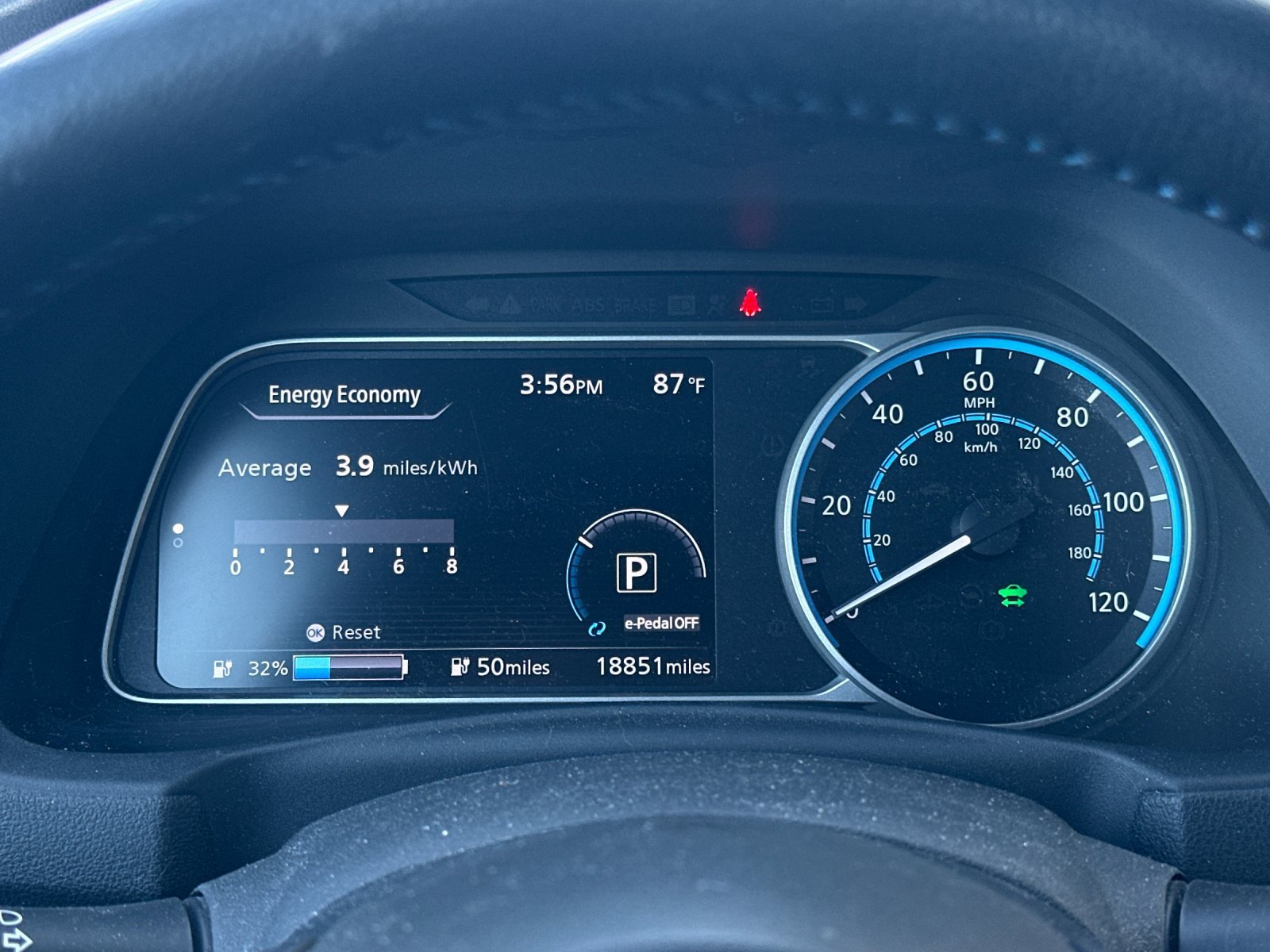 Used 2018 Nissan Leaf SL w/ SL Technology Package FWD image 22