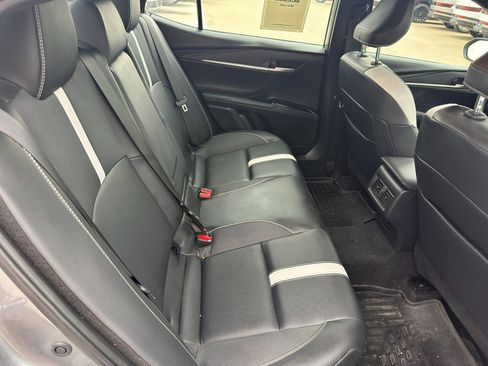 Used 2025 Toyota Camry SE image 29