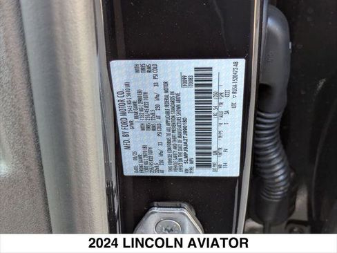 Used 2024 Lincoln Aviator Reserve w/ Equipment Group 201A image 29