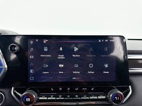 Used 2024 GMC Canyon Elevation w/ Elevation Premium Package image 22