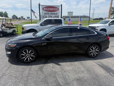 Used 2023 Chevrolet Malibu RS FWD image 1
