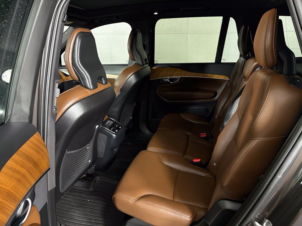 Used 2024 Volvo XC90 B6 Plus w/ Protection Package Premier AWD/4WD image 35