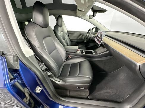 Used 2022 Tesla Model Y Performance AWD/4WD image 25