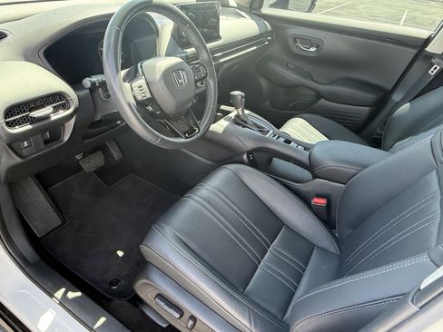 Certified 2024 Honda HR-V EX-L image 10