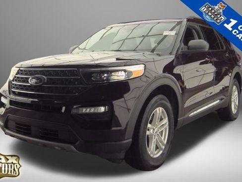 Used 2023 Ford Explorer XLT w/ Equipment Group 202A AWD/4WD image 1