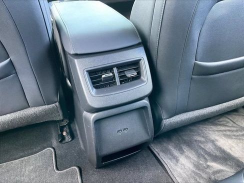 Certified 2024 Chevrolet Equinox EV LT FWD image 12