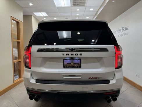 Used 2022 Chevrolet Tahoe RST w/ Sport Performance Package image 4