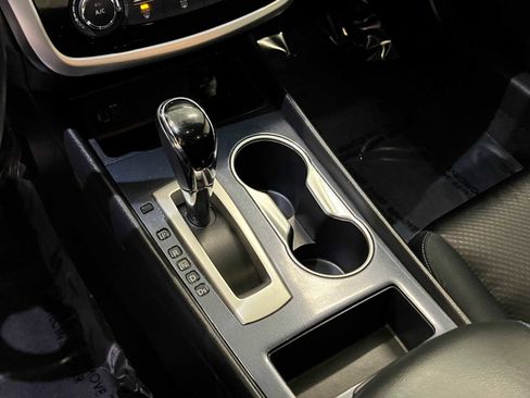 Used 2018 Nissan Altima 2.5 SR image 21