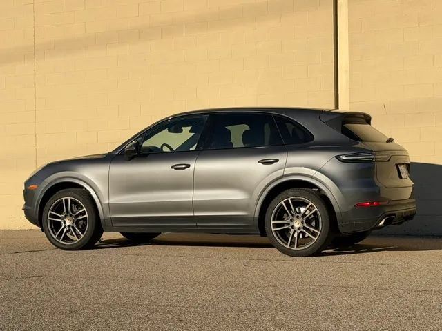 Used 2020 Porsche Cayenne AWD/4WD image 37