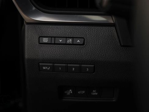 Used 2025 Lexus GX 550 w/ Accessory Package (2T) image 42