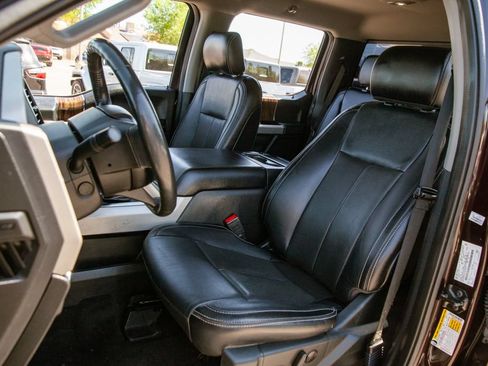 Used 2020 Ford F150 Lariat w/ Equipment Group 502A Luxury AWD/4WD image 13