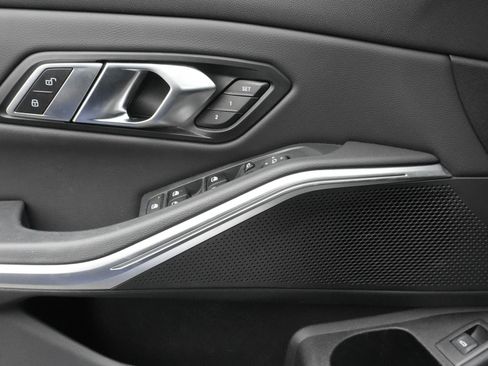 Certified 2022 BMW 330i Sedan w/ M Sport Package image 16