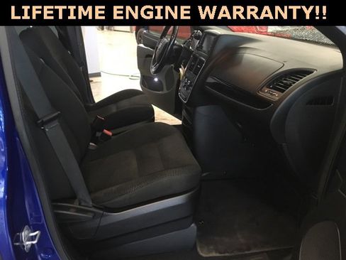 Used 2020 Dodge Grand Caravan SE image 29