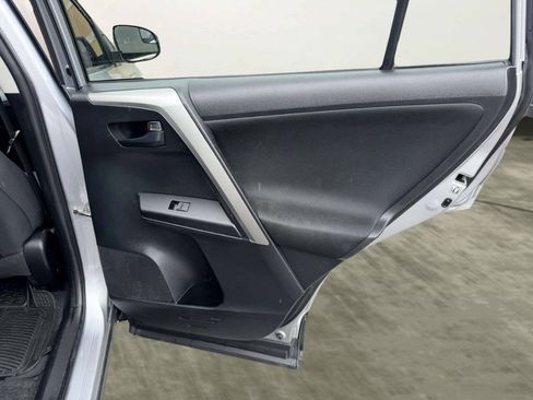 Used 2017 Toyota RAV4 LE w/ Carpet Mat Package FWD image 21