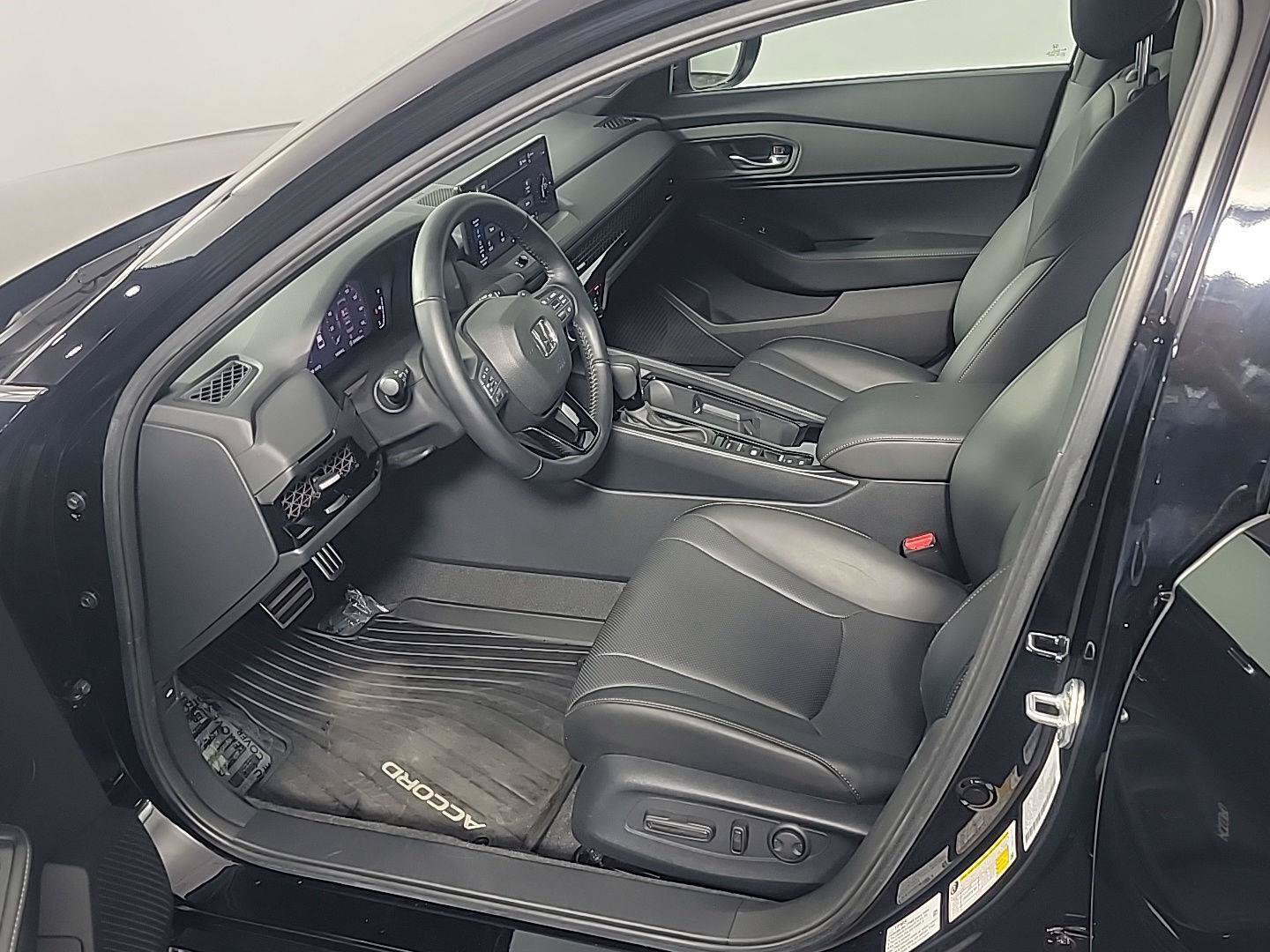 Certified 2025 Honda Accord Sport image 17