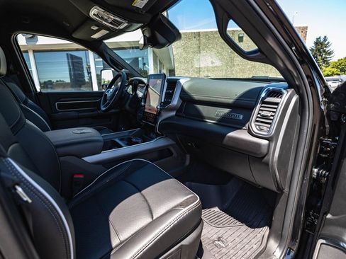 New 2025 RAM 2500 Laramie AWD/4WD image 26