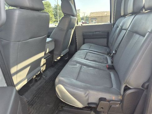 Used 2015 Ford F550 4x4 Crew Cab Super Duty image 11