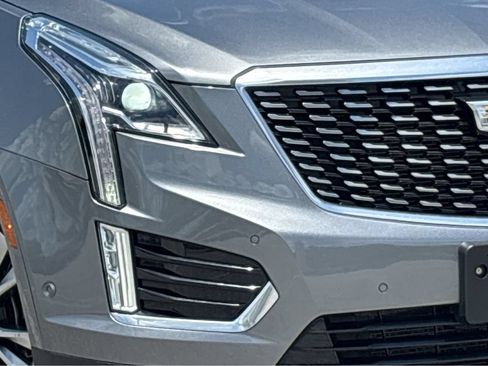 Used 2021 Cadillac XT5 Premium Luxury FWD image 25
