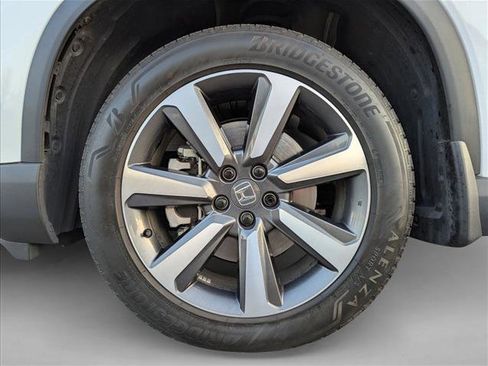 Certified 2023 Honda Pilot Touring image 14