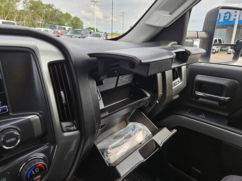 Used 2016 Chevrolet Silverado 2500 LT w/ LT Convenience Package AWD/4WD image 18