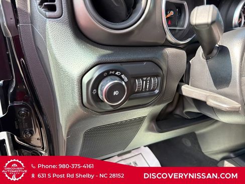 Used 2022 Jeep Wrangler Sport AWD/4WD image 13