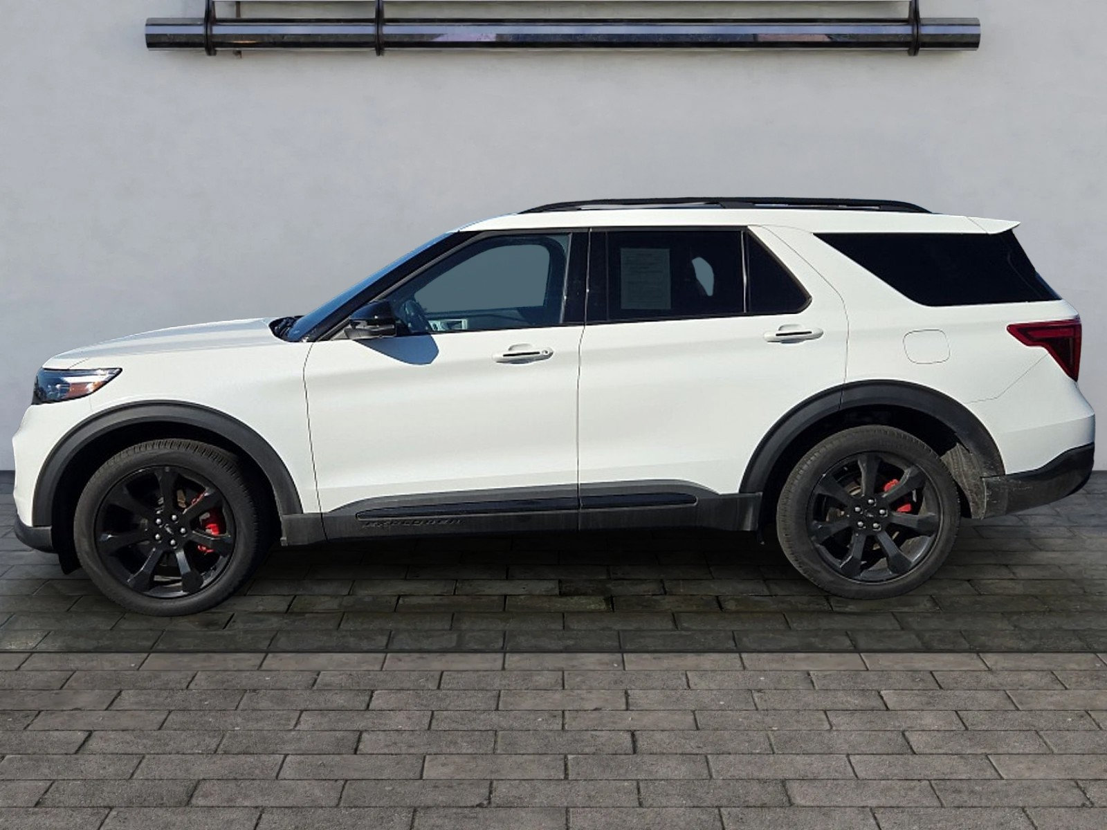 Certified 2023 Ford Explorer ST w/ Equipment Group 401A AWD/4WD image 6