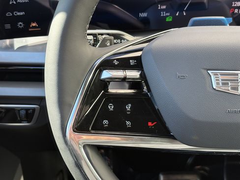 New 2026 Cadillac Vistiq Luxury w/ LPO, Floor Liner Package image 20