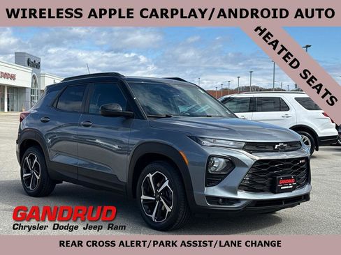 Used 2021 Chevrolet TrailBlazer RS w/ Convenience Package FWD image 1