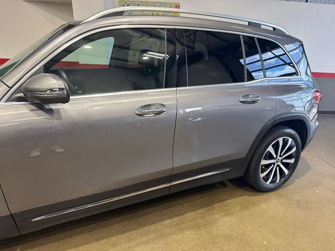 Used 2022 Mercedes-Benz GLB 250 4MATIC image 50