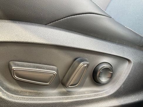 Used 2026 Toyota Corolla XSE FWD image 11