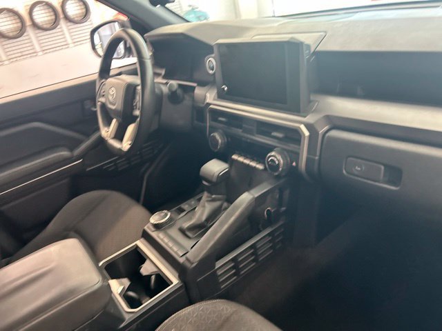 Used 2025 Toyota 4Runner SR5 RWD image 27