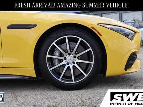 Used 2023 Mercedes-Benz SL 43 AMG w/ Loaded Compartment Package image 39