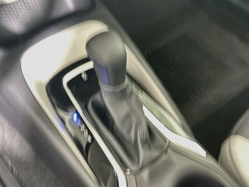Used 2025 Toyota Corolla LE FWD image 20
