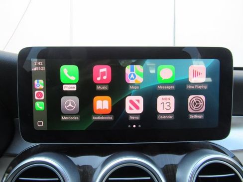 Used 2019 Mercedes-Benz C 300 Sedan image 11