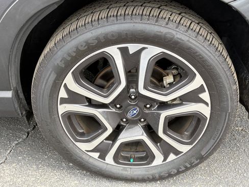 Used 2023 Subaru Ascent Touring image 16