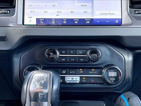 Certified 2023 Ford Bronco Outer Banks AWD/4WD image 31