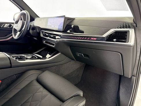 Used 2024 BMW X5 sDrive40i w/ M Sport Package image 13