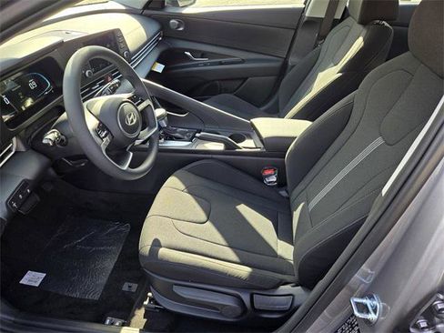 New 2026 Hyundai Elantra SE w/ Cargo Package image 15