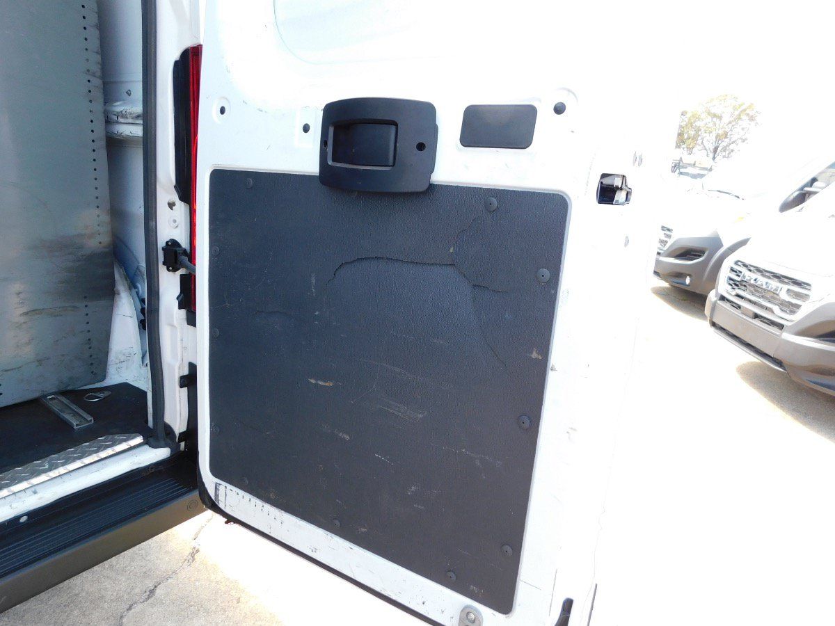 Used 2022 RAM ProMaster 2500 w/ Premium Convenience Group FWD image 32