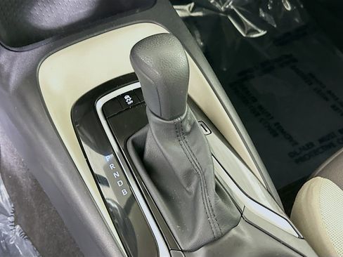 Certified 2025 Toyota Corolla LE FWD image 20