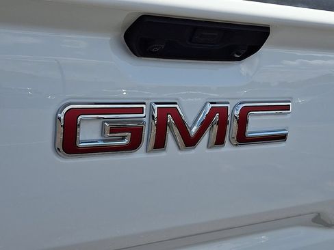 Used 2026 GMC Sierra 1500 Elevation w/ Elevation Select Package AWD/4WD image 32