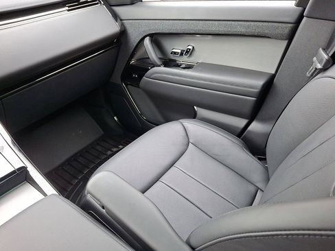 Used 2024 Land Rover Range Rover Sport SE AWD/4WD image 11