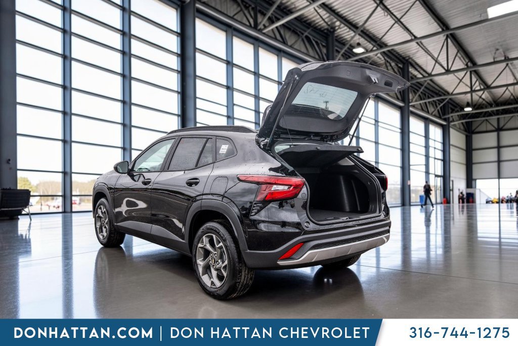 New 2026 Chevrolet Trax LT w/ LT Convenience Package FWD image 26