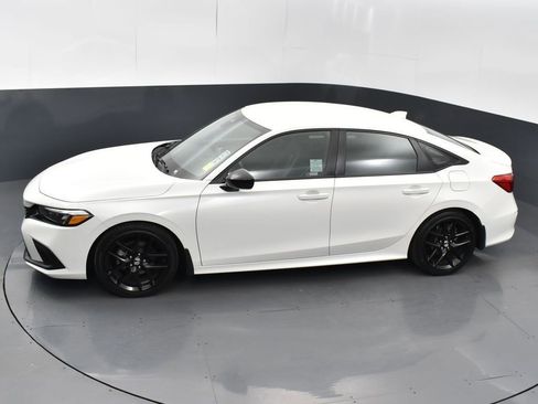 Used 2024 Honda Civic Sport image 42